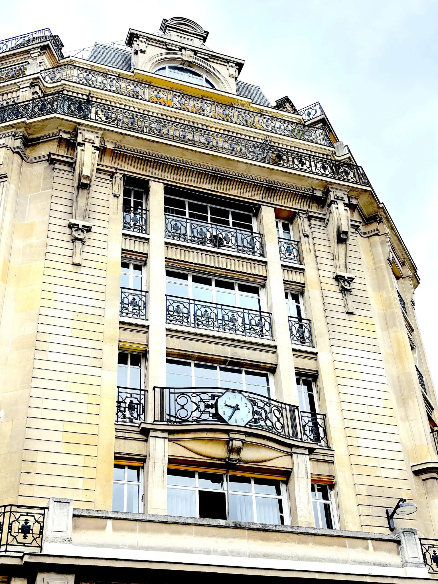 98 Rue De Sèvres, Paris for lease Building Photo- Image 1 of 9