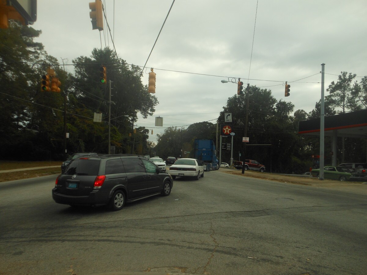 1411 Bouldercrest Rd SE, Atlanta, GA 30316