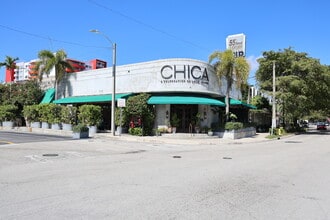 5556 NE 4th Ct, Miami, FL for lease Building Photo- Image 1 of 5