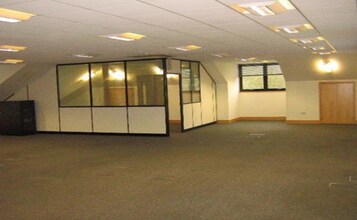 Five Oak Green Rd, Tonbridge for lease Interior Photo- Image 2 of 6