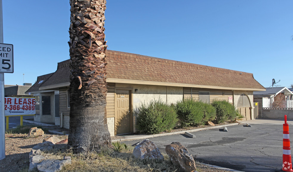 939 S Decatur Blvd, Las Vegas, NV for sale - Primary Photo - Image 1 of 1