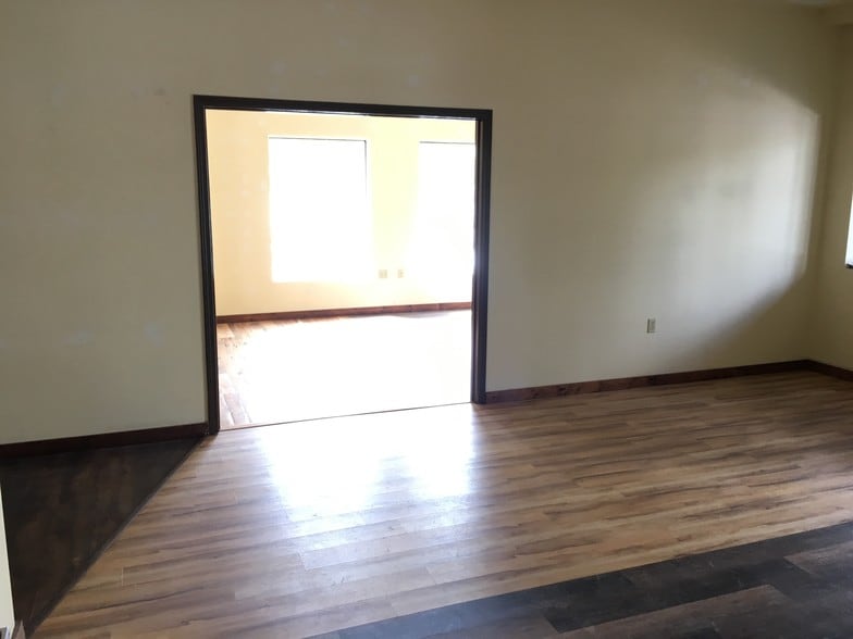 12000 Pioneer Trl, Truckee, CA for sale - Lobby - Image 2 of 11