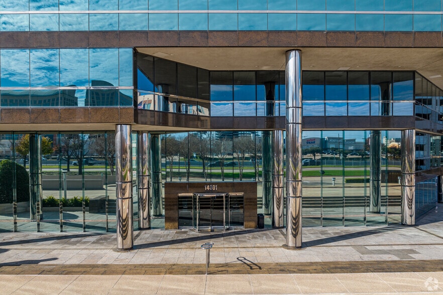 14001 N Dallas Pky, Dallas, TX for lease - Building Photo - Image 3 of 6