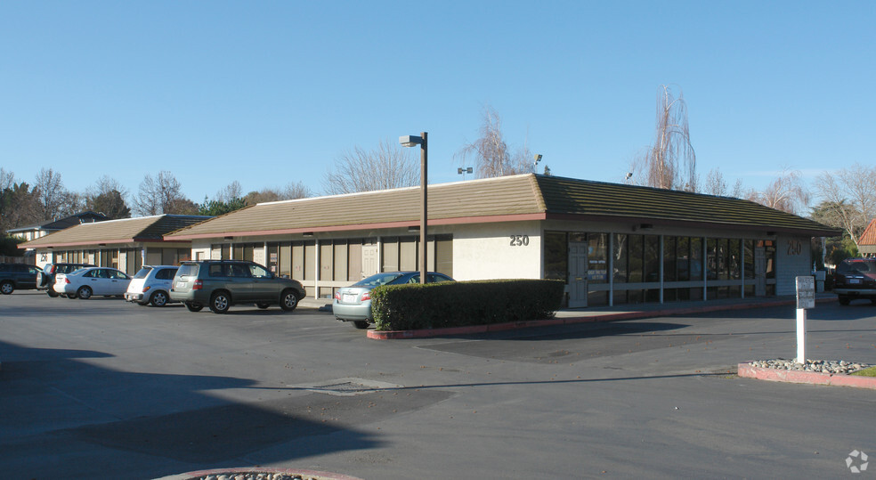 250-286 E Hamilton Ave, Campbell, CA for lease - Building Photo - Image 3 of 7