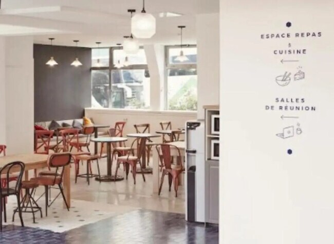 Coworking - Jusqu'à 5 postes