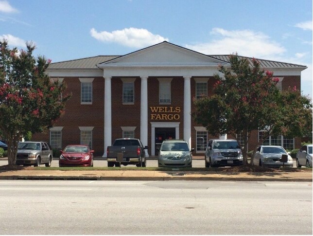 519 E Dekalb St, Camden, SC for sale - Primary Photo - Image 1 of 1