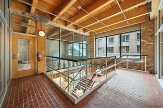 730 N Franklin St, Chicago, IL for lease Interior Photo- Image 2 of 5
