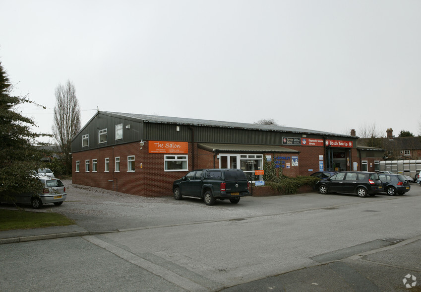 Birch Heath Rd, Tarporley for lease - Primary Photo - Image 1 of 3