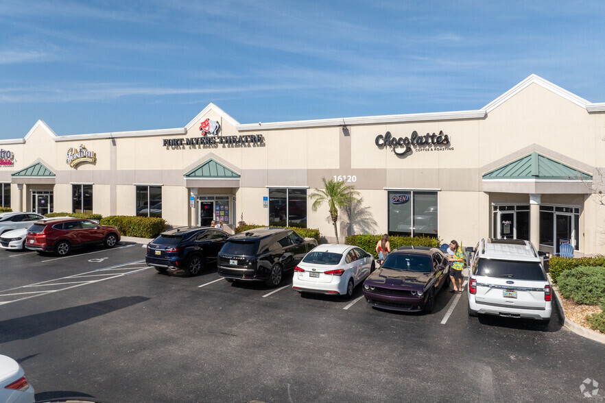 16120 San Carlos Blvd, Fort Myers, FL for lease - Building Photo - Image 3 of 10