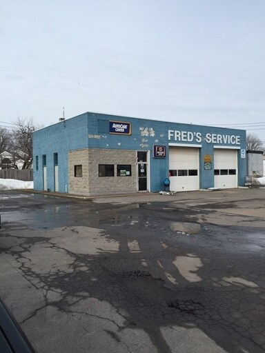 838 Englewood Ave, Tonawanda, NY for sale - Primary Photo - Image 1 of 1