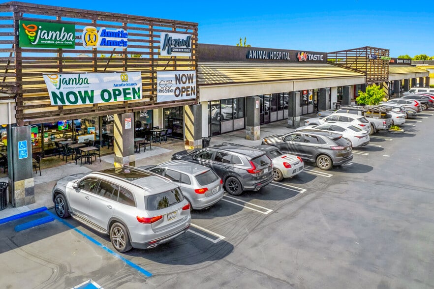 7821-7951 Valley View St, La Palma, CA for lease - Building Photo - Image 2 of 21