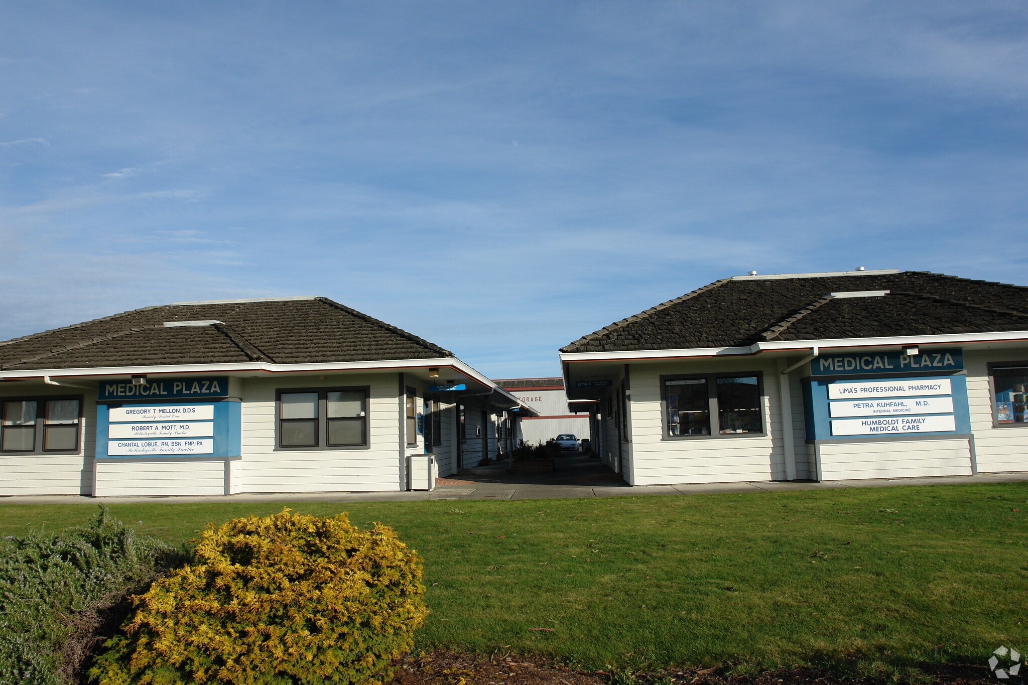 Office in Mckinleyville, CA for sale Primary Photo- Image 1 of 1