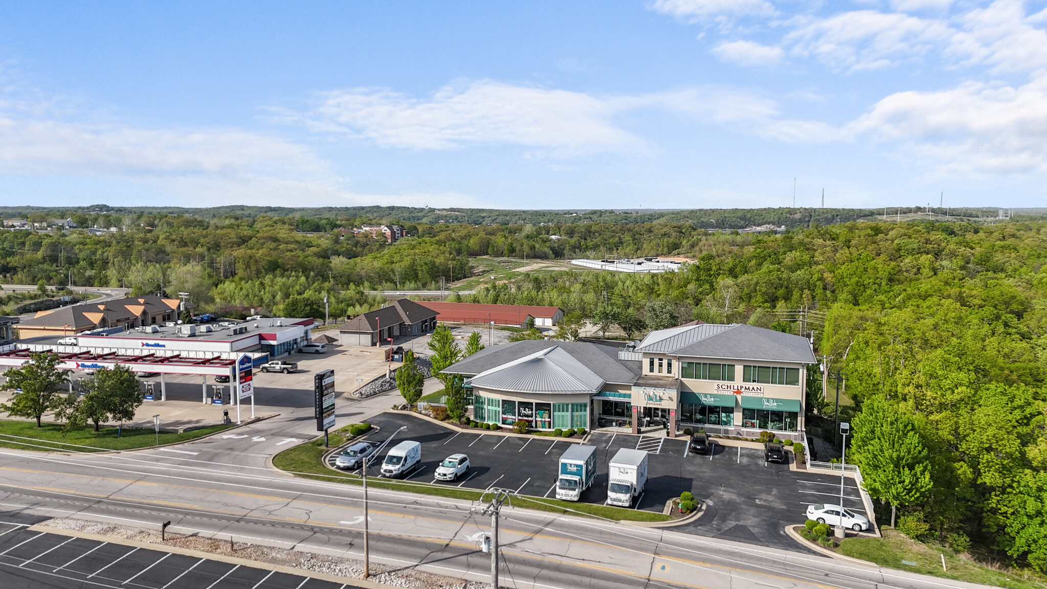 2265 Bagnell Dam Blvd, Lake Ozark, MO for sale Building Photo- Image 1 of 124