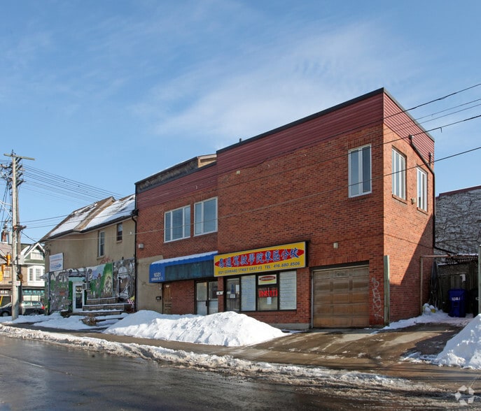 1021 Gerrard St, Toronto, ON for sale - Primary Photo - Image 1 of 1