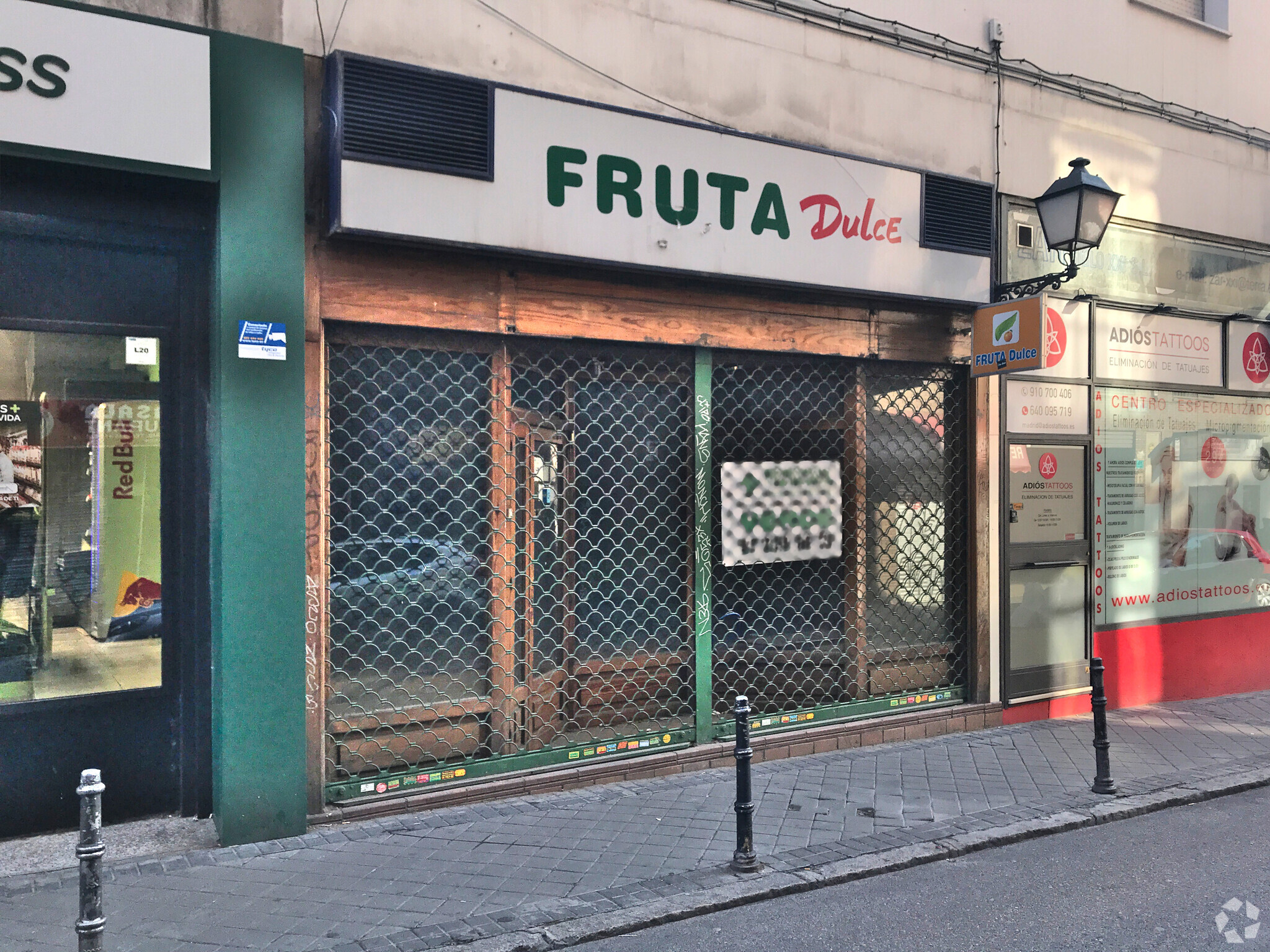 Retail in Madrid, MAD for lease Interior Photo- Image 1 of 6