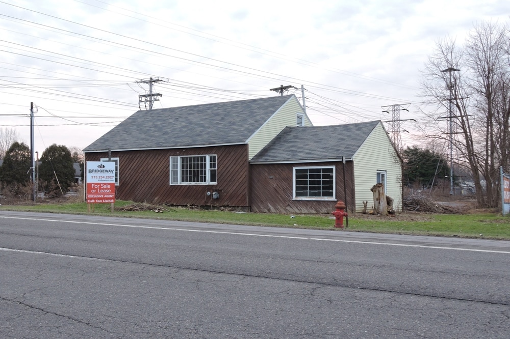 7337 Oswego Rd, Liverpool, NY, 13090 Freestanding Property For Sale