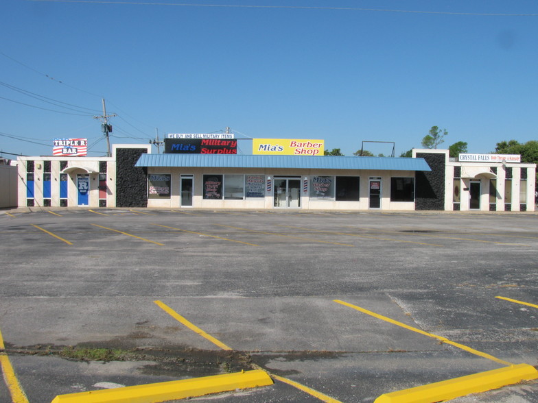 2212-2220 NW Fort Sill Blvd, Lawton, OK for sale - Primary Photo - Image 1 of 12