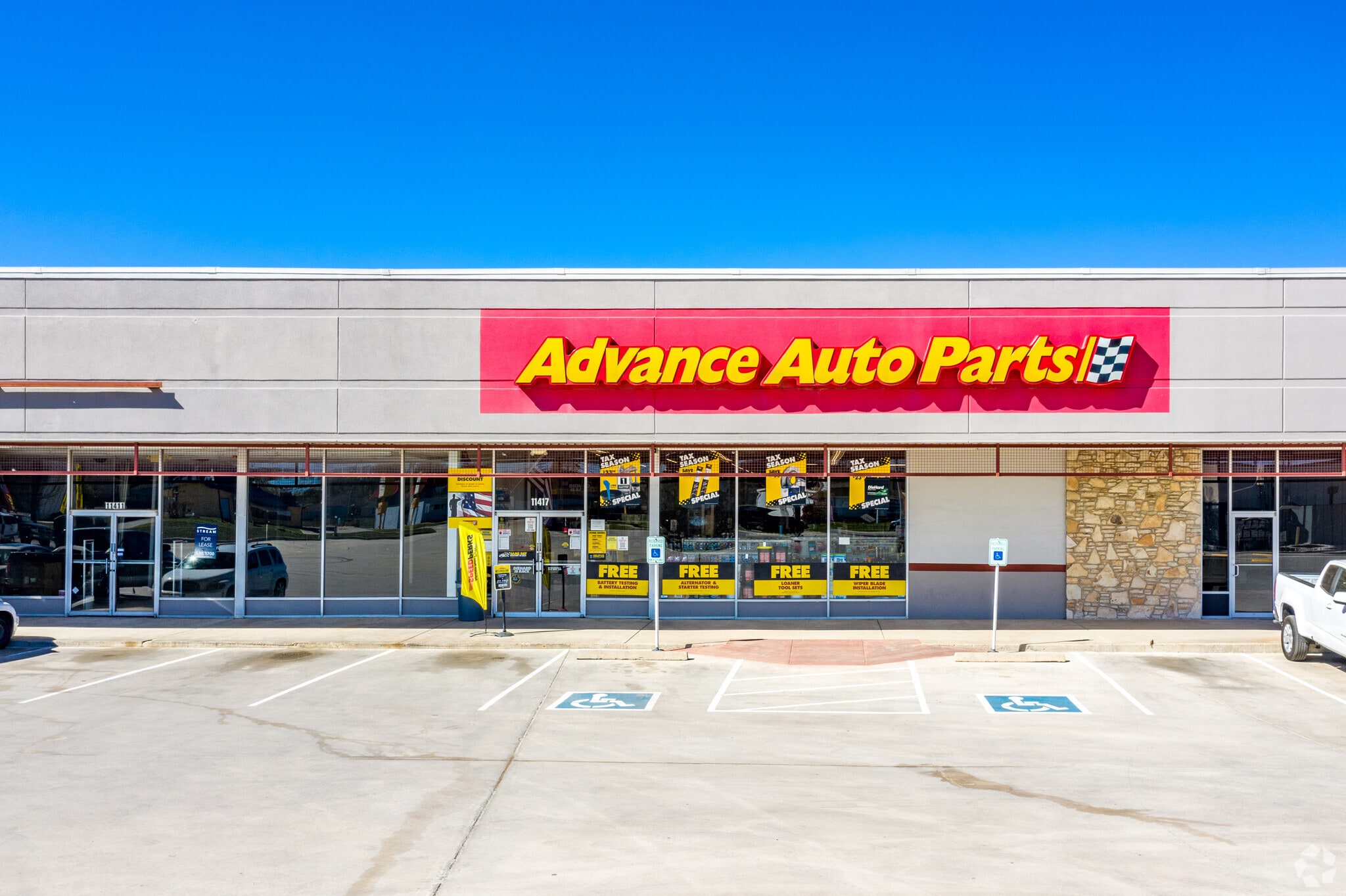 11401 Naco Perrin Blvd, San Antonio, TX 78217 Perrin Plaza 11417