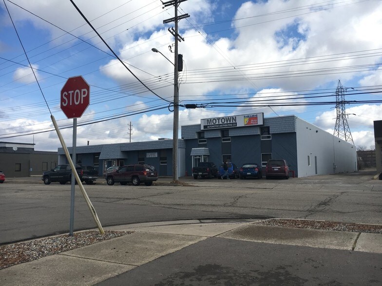 1300 Front Ave NW, Grand Rapids, MI for sale - Building Photo - Image 1 of 1