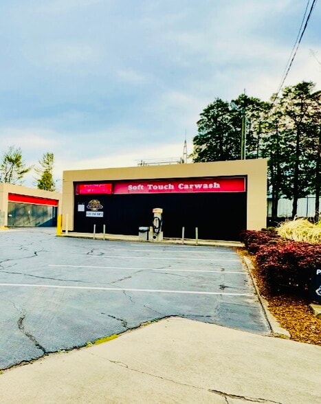 1025 Burkemont Ave ave, Morganton, NC for lease - Building Photo - Image 2 of 13