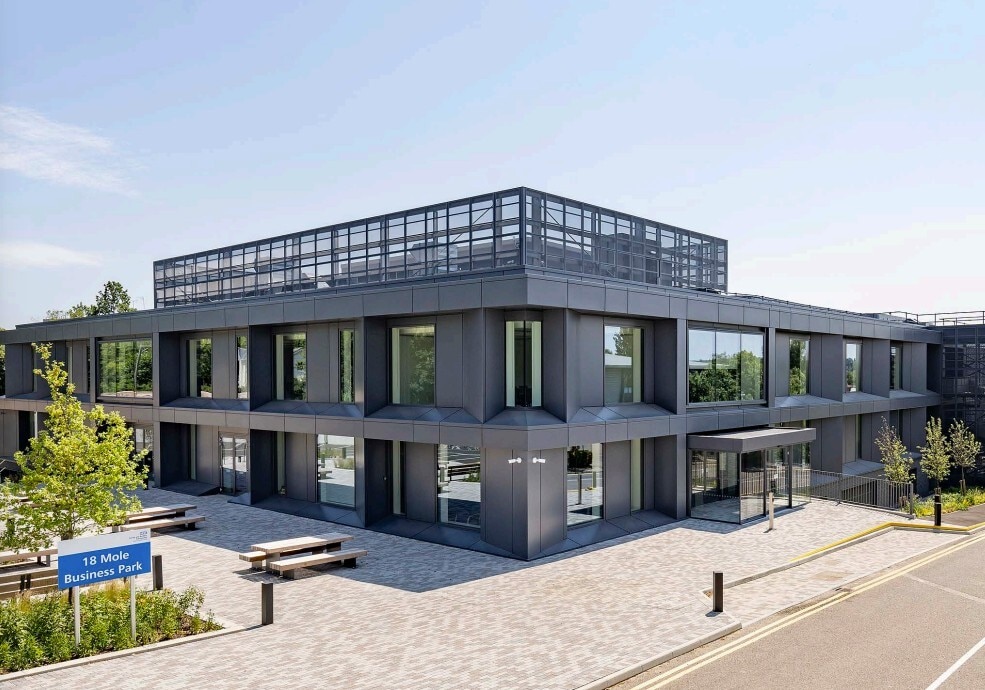 Station Rd, Leatherhead for sale Primary Photo- Image 1 of 2