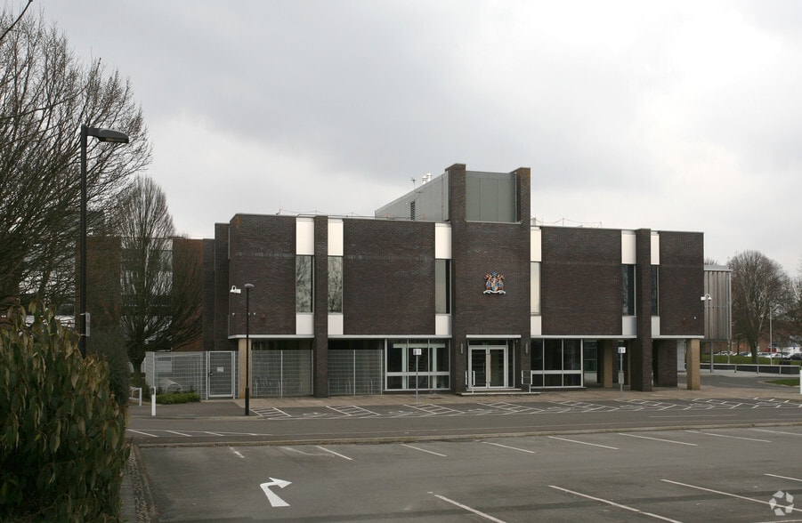 Civic Centre Rd, Havant for sale - Primary Photo - Image 1 of 1