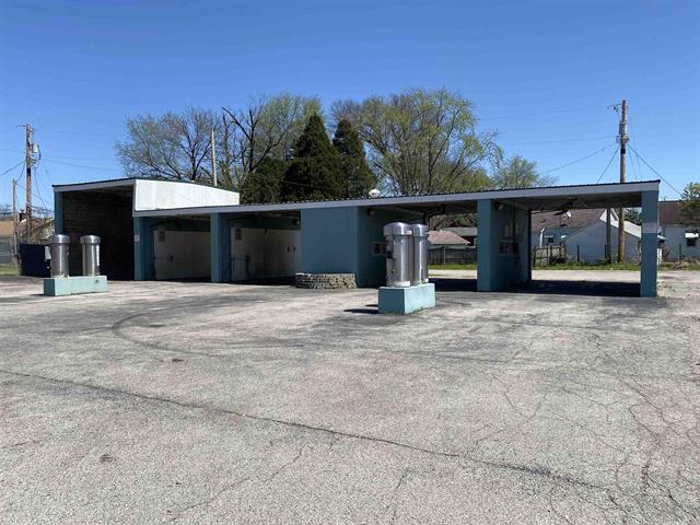 2559 Stringtown Rd, Evansville, IN for sale - Building Photo - Image 1 of 1