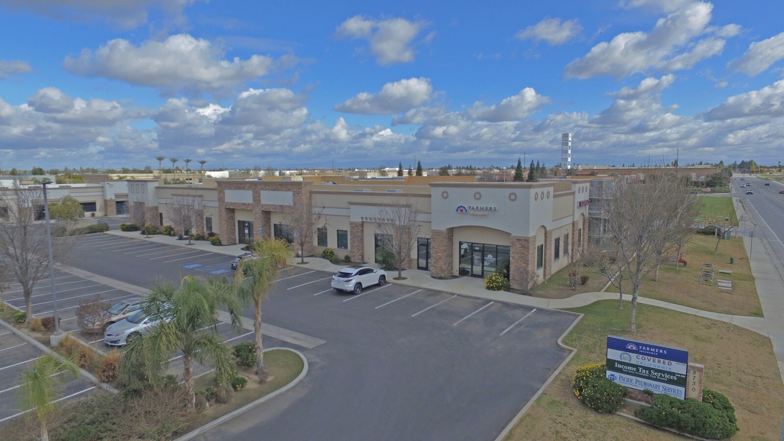 8720 Harris Rd, Bakersfield, CA 93311