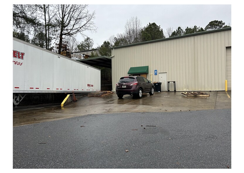 117 Gateway Dr, Canton, GA for sale - Building Photo - Image 1 of 1