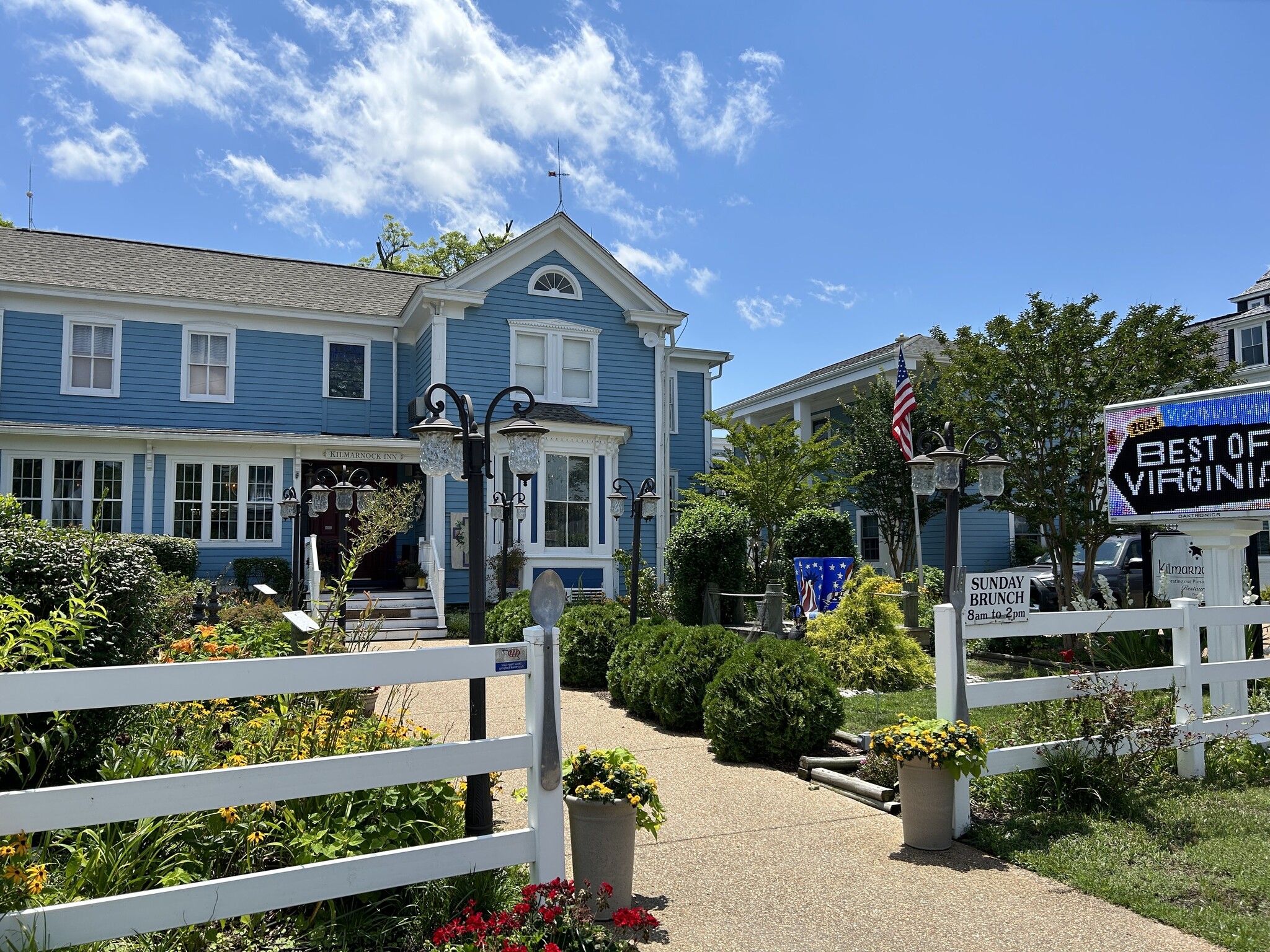 34 E Church St, Kilmarnock, VA for sale Primary Photo- Image 1 of 18