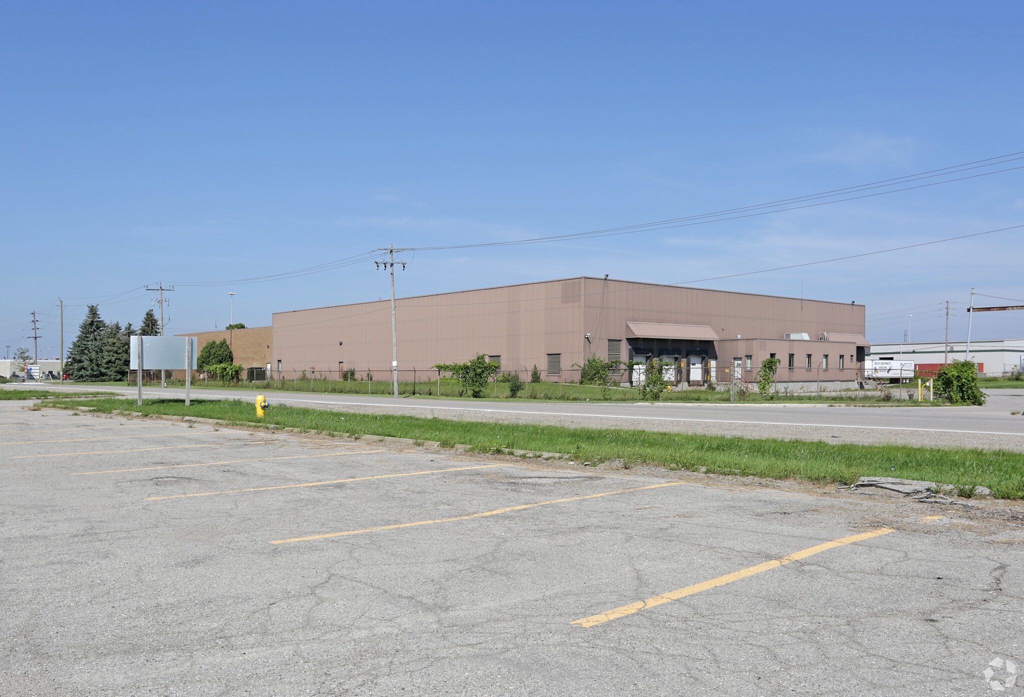 635 Wilton Grove Rd, London, ON for sale Primary Photo- Image 1 of 1