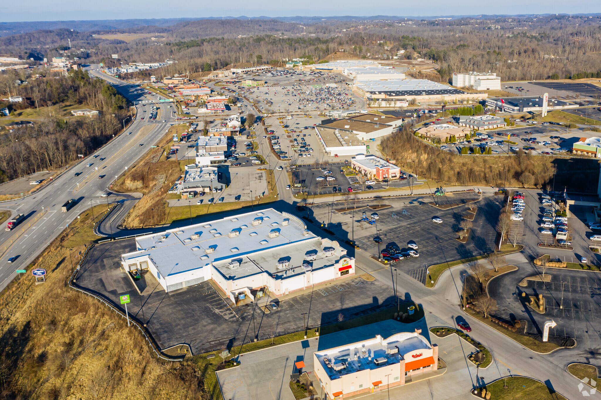 28002838 Mountaineer Blvd, Charleston, WV 25309 South Ridge