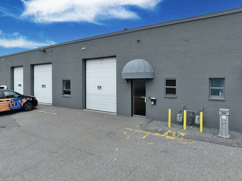 59-67 Tosca Dr, Stoughton, MA for lease - Building Photo - Image 2 of 3