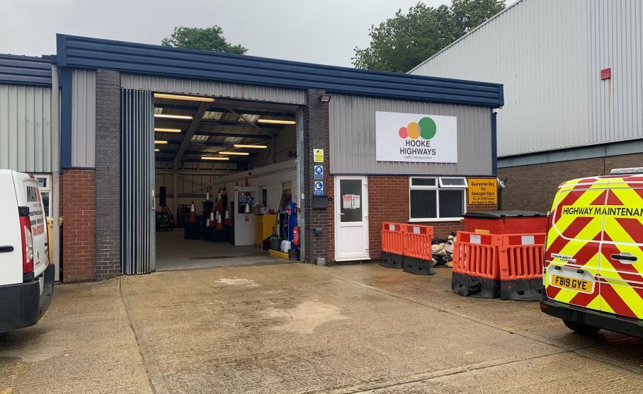 Broadcut, Fareham for sale Primary Photo- Image 1 of 1