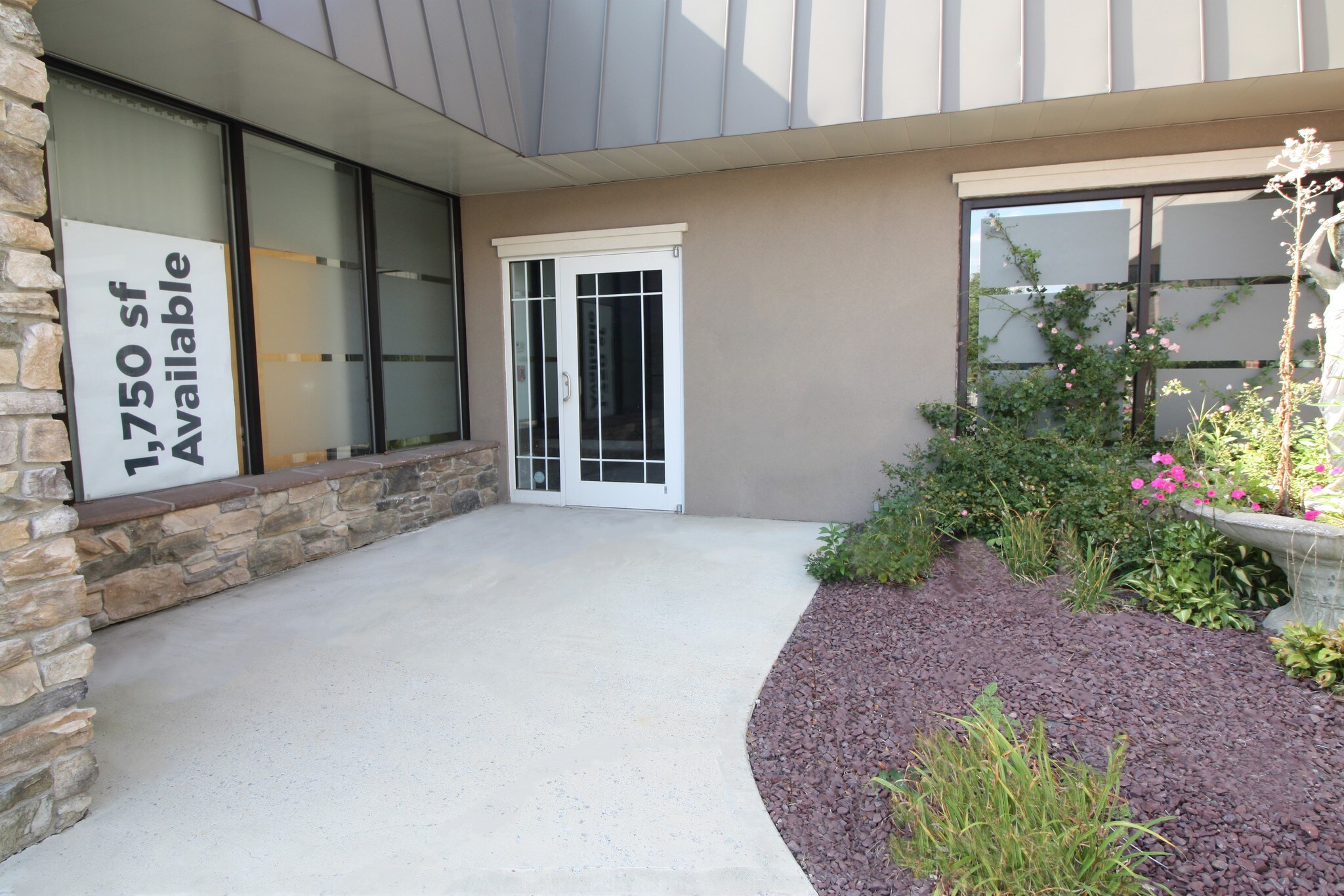 1202 Troy Schenectady Rd, Schenectady, NY for sale Building Photo- Image 1 of 1