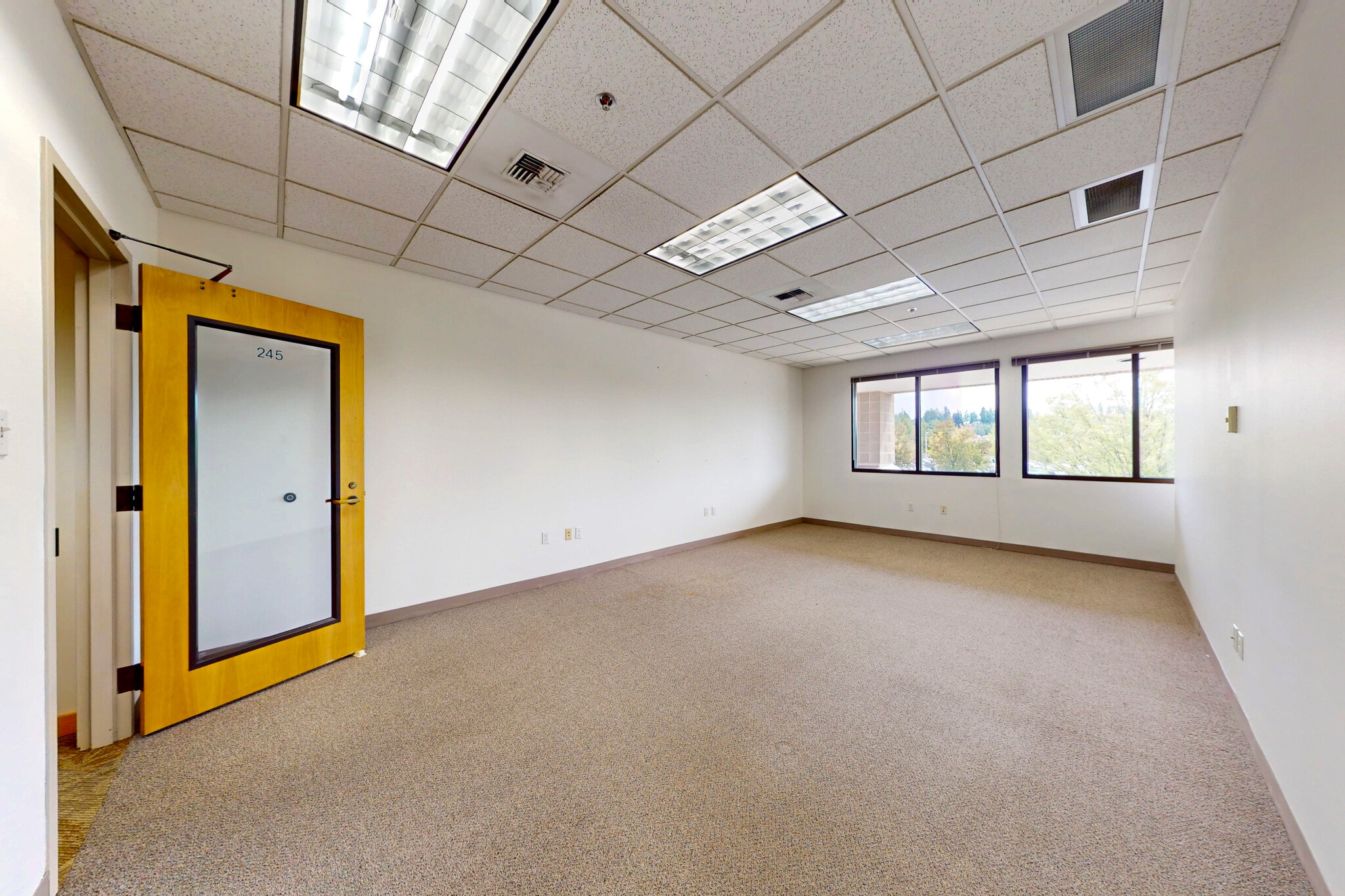 724 Columbia St NW, Olympia, WA for lease Interior Photo- Image 1 of 7