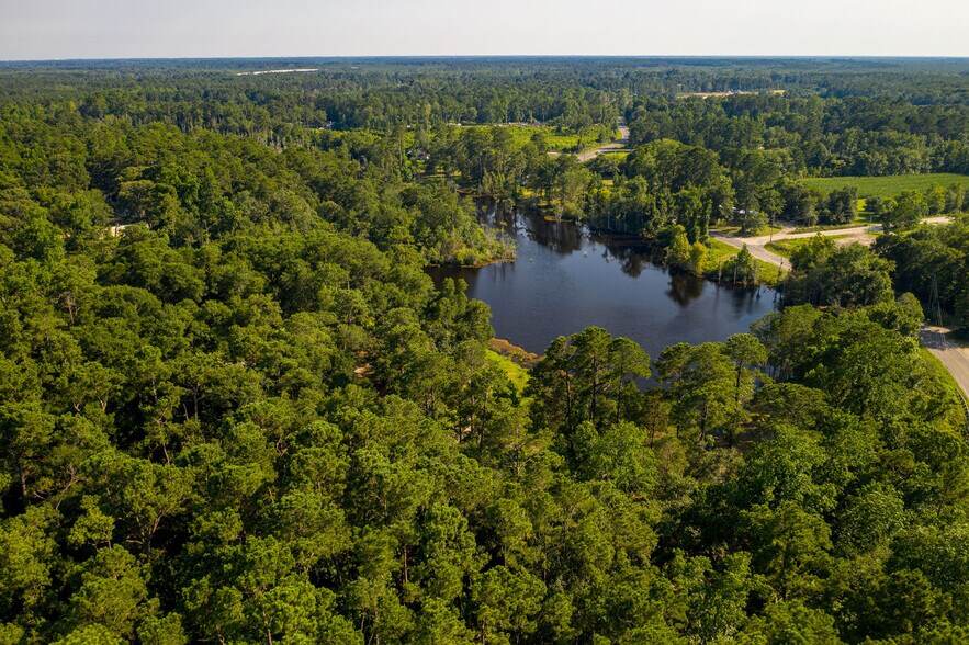 4651 Mill Pond Rd, Myrtle Beach, SC 29588