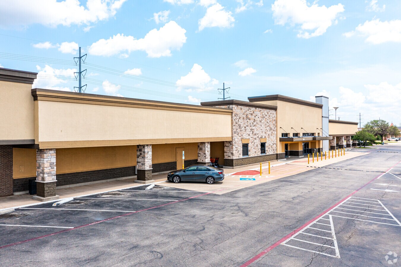 208 N Central Expy, McKinney, TX 75070