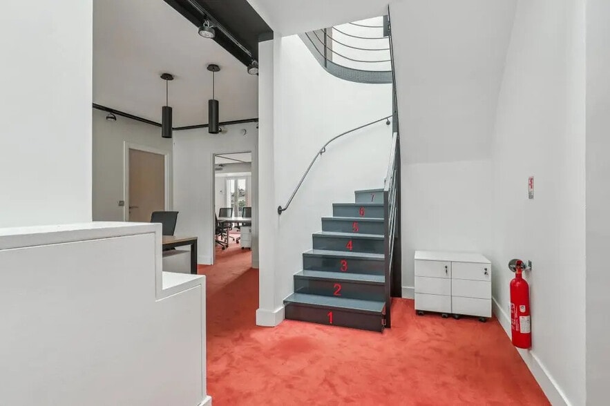 100 Boulevard De Sébastopol, Paris for lease - Building Photo - Image 2 of 13