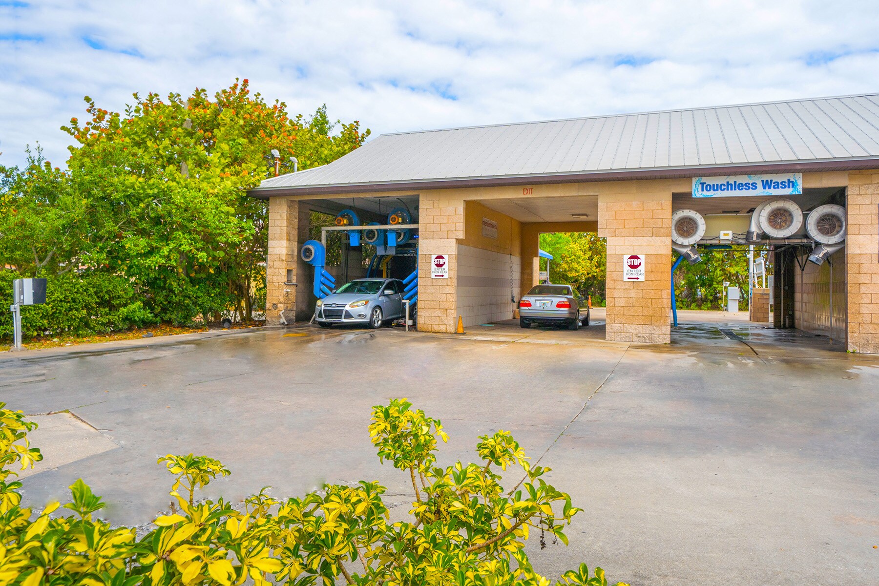 13020 Us1 Hwy, Sebastian, FL 32958 Turnkey Car Wash Business
