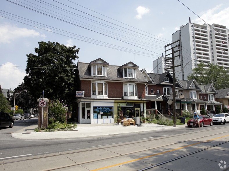 689691 Broadview Ave, Toronto, ON M4K 2P4