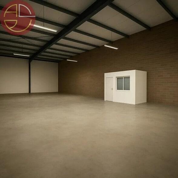 Industrial in Fenouillet for lease - Interior Photo - Image 1 of 6