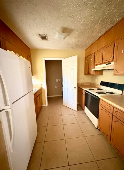 401 Walden St, Fort Valley, GA for sale - Building Photo - Image 2 of 7