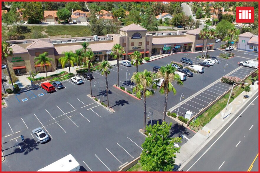 25261-25269 The Old Rd, Santa Clarita, CA for lease - Building Photo - Image 1 of 6
