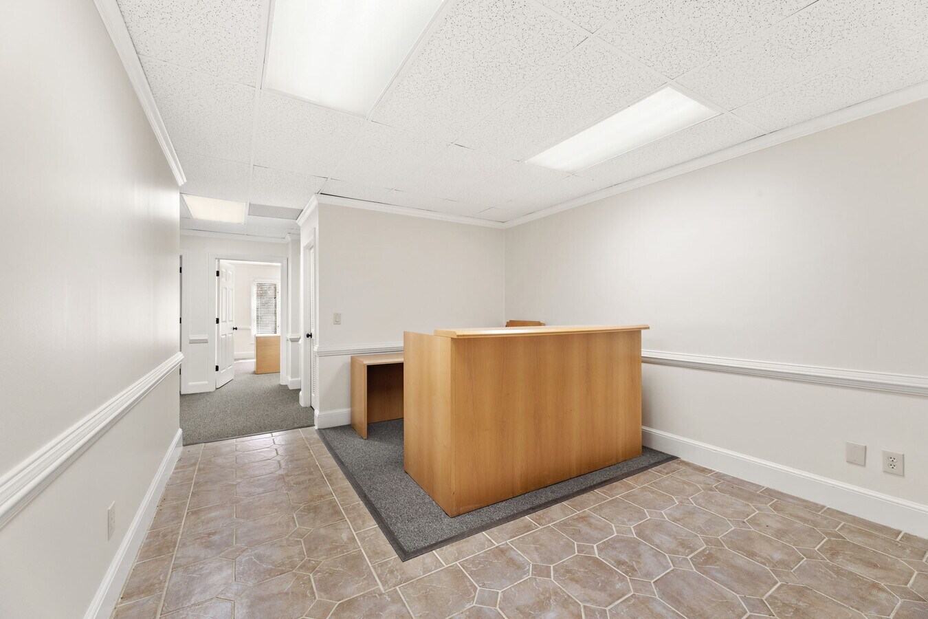 200 Market Pl, Roswell, GA 30075 - Unit 240 -  - Interior Photo - Image 2 of 10