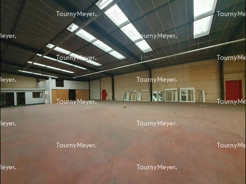 Office in Mérignac for lease - Building Photo - Image 2 of 7