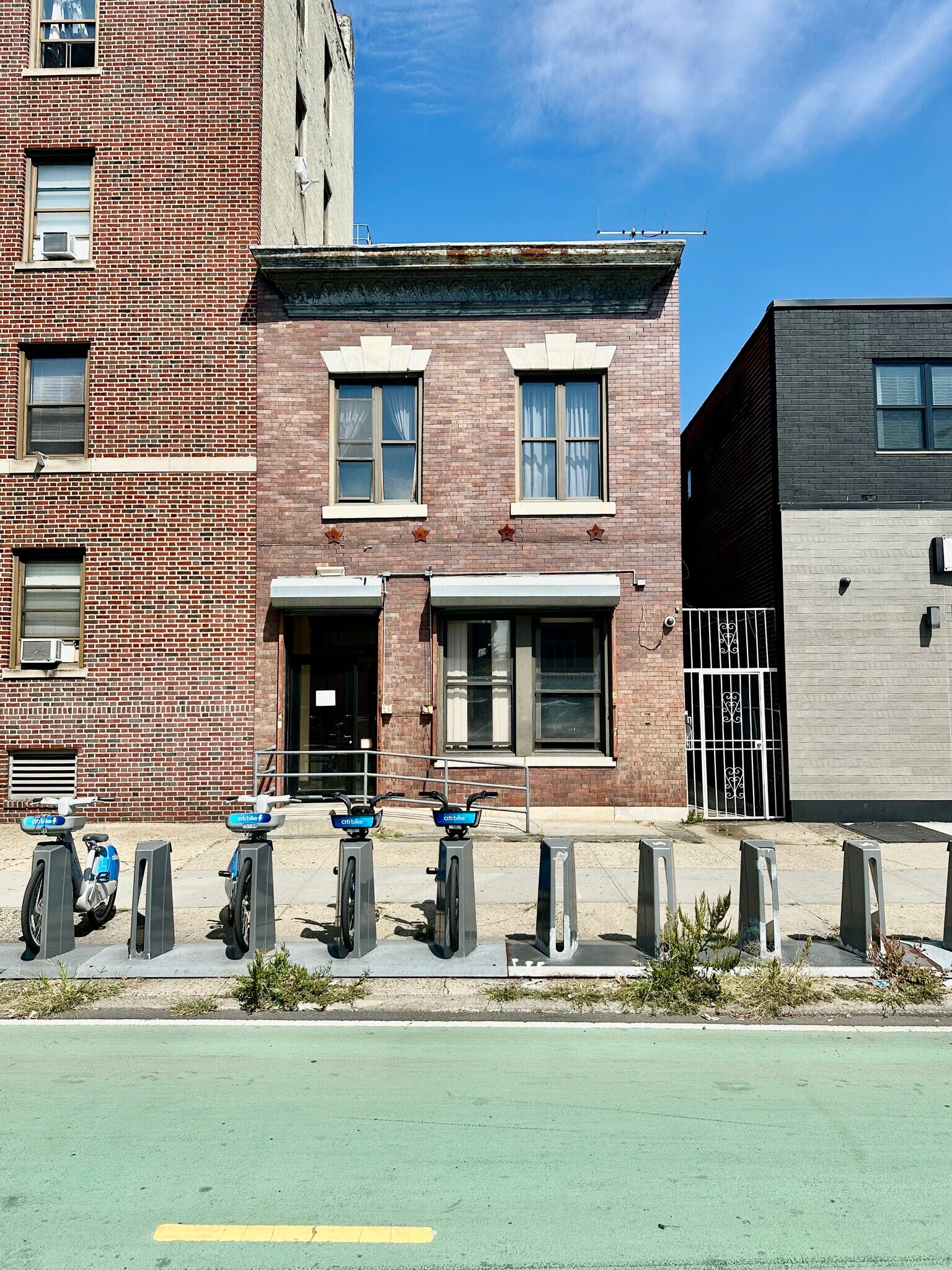 3005 31st Ave, Astoria, NY for lease Building Photo- Image 1 of 23