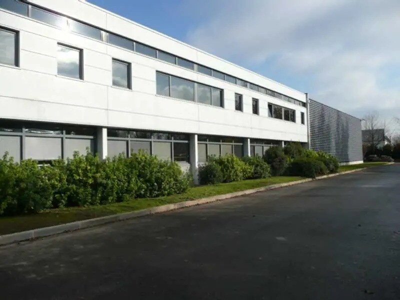 Flex in Tremblay-en-France for lease Building Photo- Image 1 of 6