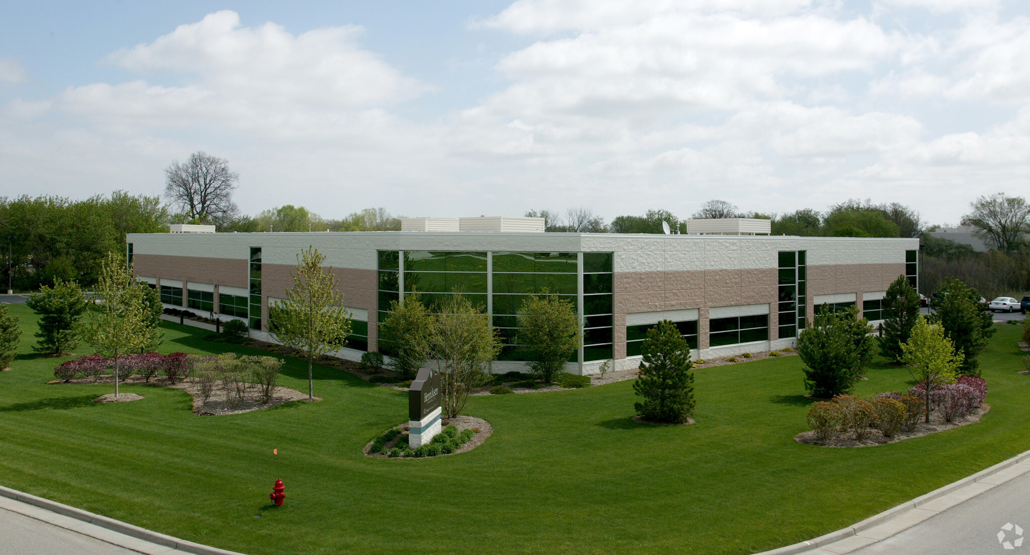 3070 Gateway Rd, Brookfield, WI for sale Building Photo- Image 1 of 3