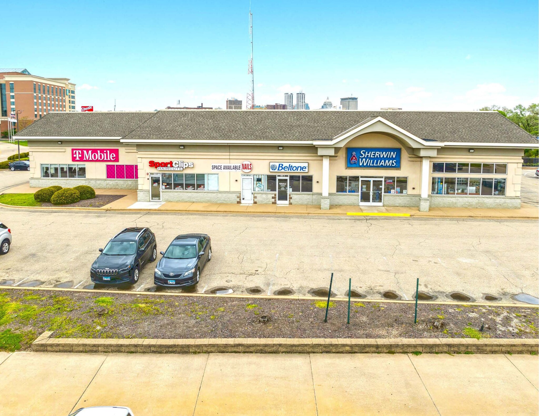 101-105 River Rd, East Peoria, IL for sale Building Photo- Image 1 of 1